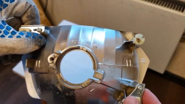 Установка Bi-LED линзы в фару мотоцикла HONDA CB1300 (ч.1) монтаж смотреть онлайн