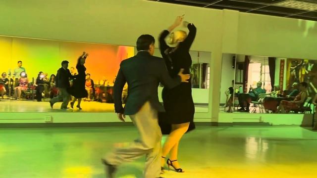 Claudio Villagra & Helena Fernández. Tango at Milonga El Yeite. Washington DC. July 2023 смотреть онлайн
