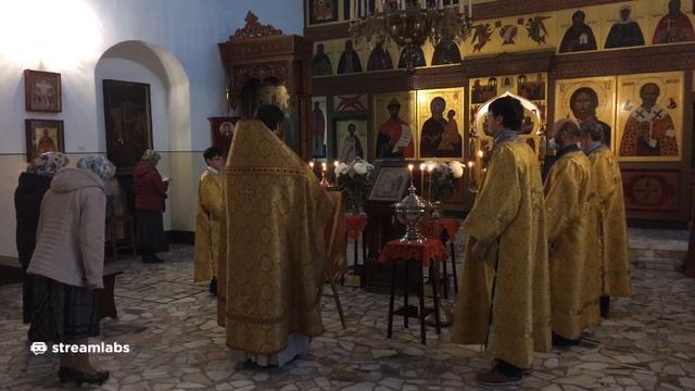 Вечерня. Молебен с акафистом свят. Николаю Чудотворцу смотреть онлайн