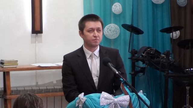 1,04,18 Вербное воскресенье Евгений стих Случай на вокзале смотреть онлайн