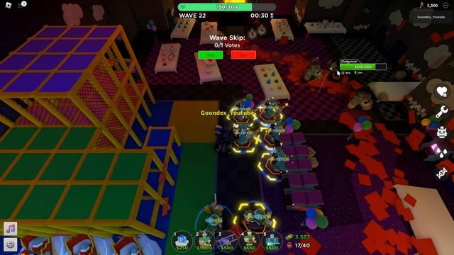 Golden Minigunner at the Pizza Party Roblox Tower Defense Simulator смотреть онлайн