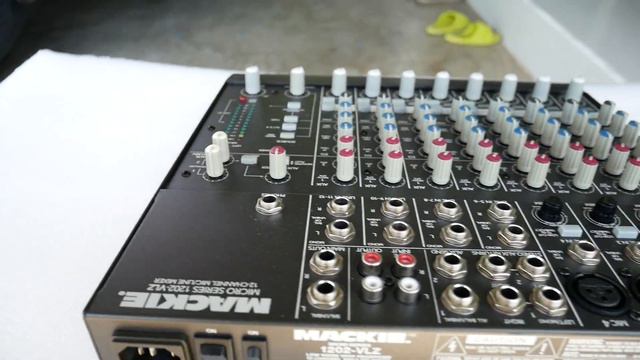 Mackie 1202 VLZ สวยๆเสียงสดเบสแน่น กลางชัด ปลายคมใสสุดๆ ขายดีมาก ราคา 11,900บาท смотреть онлайн
