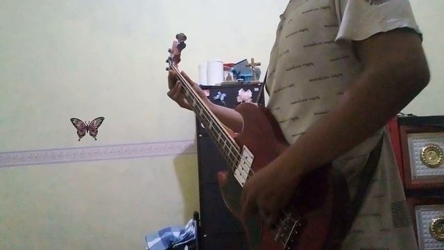 Paramore - Ignorance Bass Cover with Gibson EB3 with MM Stingray Pickup смотреть онлайн