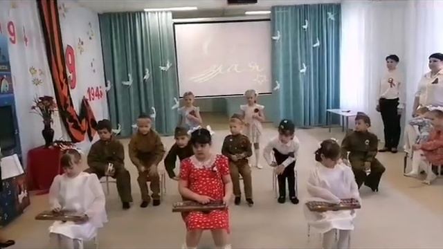 Ансамбль "Казаки", коллектив "Патриоты" смотреть онлайн