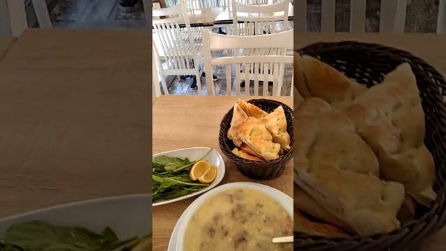 Турецкая еда, супчик называется КелеПача, в кафэ в Анталии в самом центре / Анталия Турция еда??