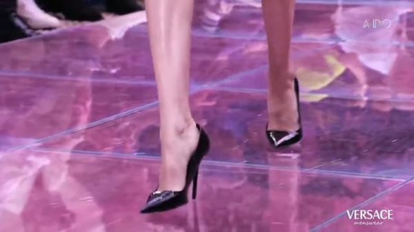 Best of GIGI HADID | Runway Compilation 2020