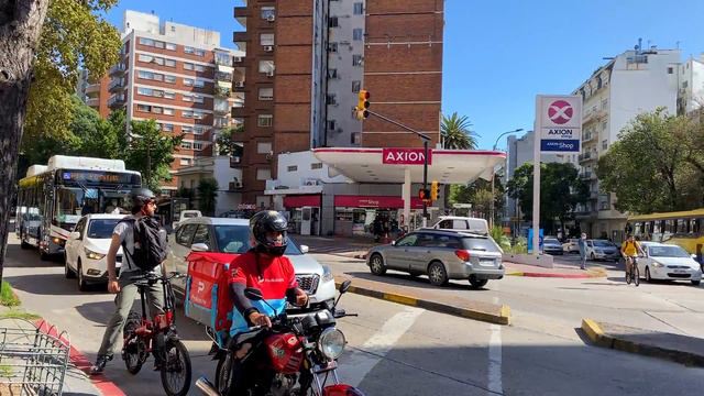 【4K】WALK Calle Sarmiento MONTEVIDEO Uruguay 4k Video Travel