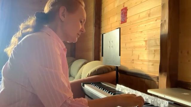 Olga. Хроматическая гамма от До правой рукой смотреть онлайн