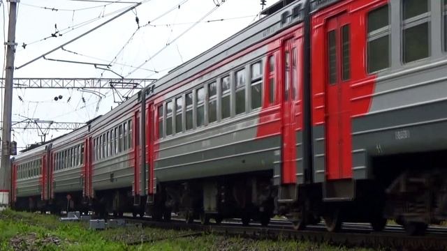Электропоезд ЭД2Т-0003 сообщением "Александров 1 - Поварово 3", Ярославское направление и БМО ж/д смотреть онлайн