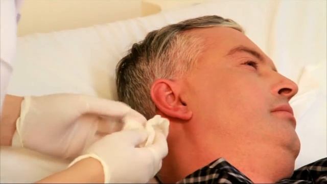 Уход за больным после инсульта. Уход за ушами. смотреть онлайн