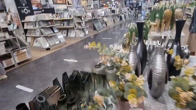 ВЛОГ: Всё куплено, всё готово для Ксенечкиного дома?/Вкусный обед и ужин в "Lambic" и "Borough"? смотреть онлайн