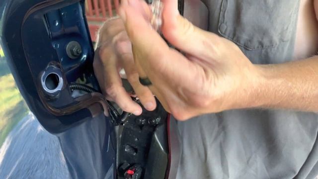 2021 Silverado reverse light removal and LED upgrade смотреть онлайн