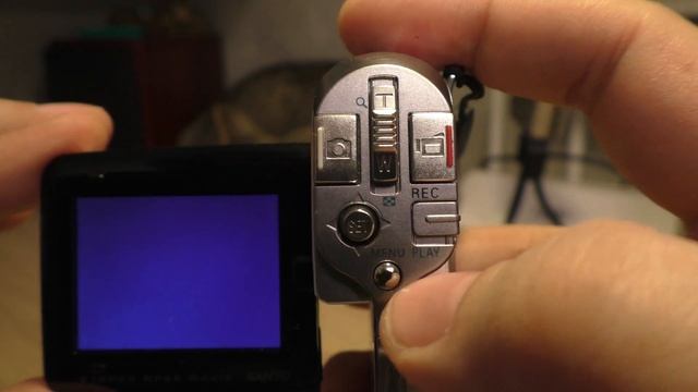 ?? Sanyo Xacti VPC-C5 (2005)