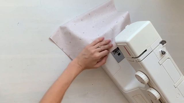 Как сшить БАНТ на резинке на выписку смотреть онлайн