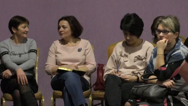 Работникам культуры из Курчатова устроили «праздник» смотреть онлайн
