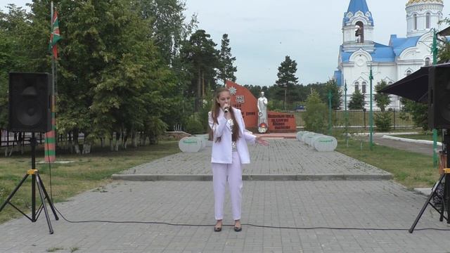 "Однее", исполняет Ульяна Еремина смотреть онлайн