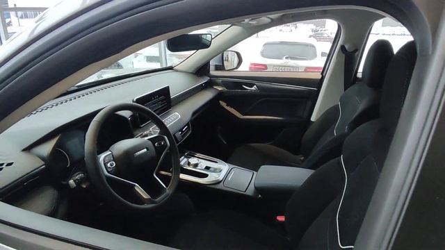 HAVAL Jolion смотреть онлайн