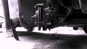 Замена передних тормозных дисков Opel Vectra A