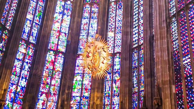 Aachen Cathedral, the first UNESCO heritage site in Germany. смотреть онлайн