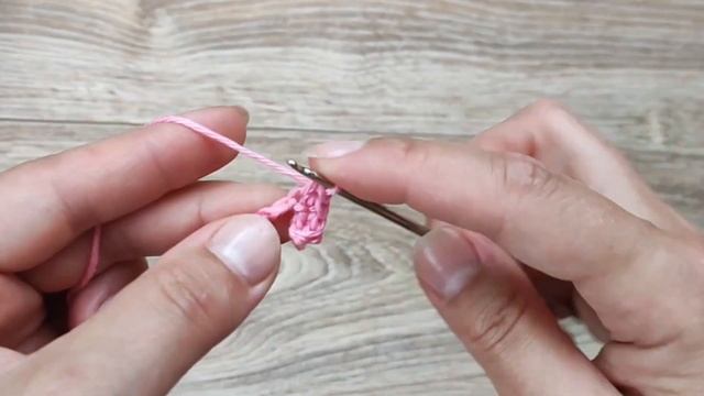ОЧЕНЬ КРАСИВЫЕ ПИНЕТКИ НА ЛЕТО/ ПИНЕТКИ САНДАЛИИ КРЮЧКОМ/ ПОДОШВА 11 СМ. смотреть онлайн