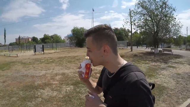 ВСТРЕЧА с "известным" БЛОГЕРОМ | 18+ смотреть онлайн