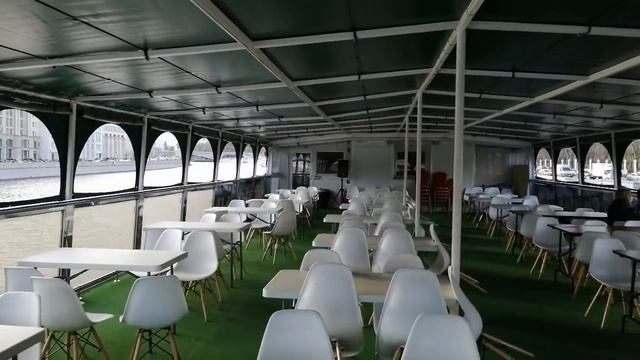 Прогулка по Москве реке смотреть онлайн