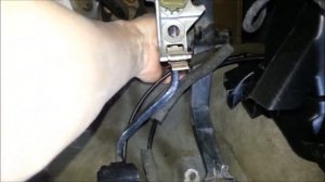 Замена педали газа на автомашине AUDI 80 B3/B4