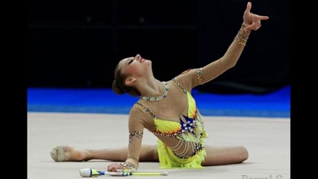 Alexandra Soldatova Clubs Music 2015 (Exact Cut) смотреть онлайн