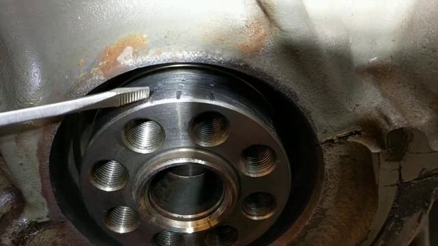 Ford 4.0L Rear Main Seal: Removal, Crankshaft Damage Warning смотреть онлайн