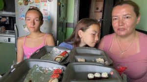 Мукбанг роллы