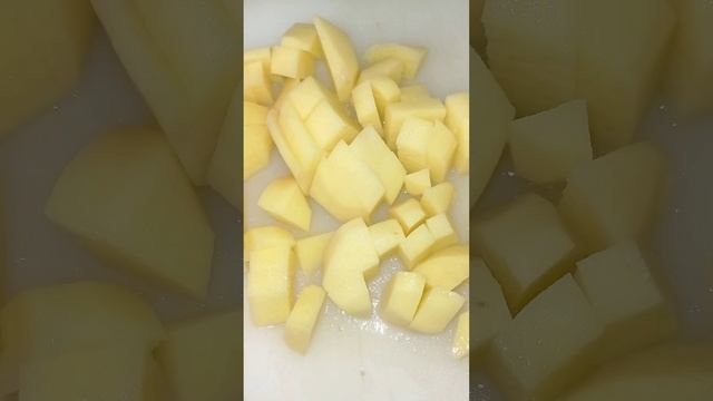 Очень вкусный суп-пюре из шампиньонов со сливками! ?