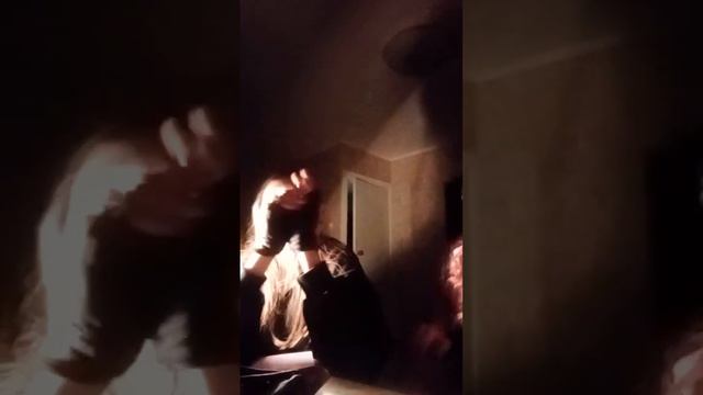 что случилось с одной из милашке?это шок 😐 смотреть онлайн