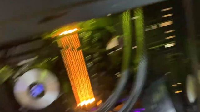 MSI RTX 3080 SUPRIM X Looks cool смотреть онлайн