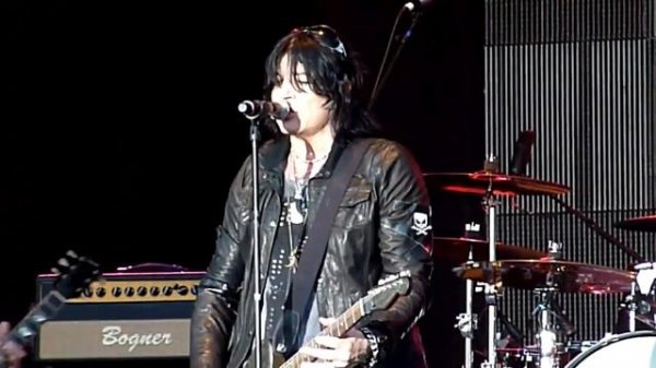 Tom Keifer - Cinderella- Save Me - 2014