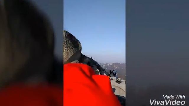 Гора Bukhansan, вершина Baekundae. Сеул, Южная Кор смотреть онлайн
