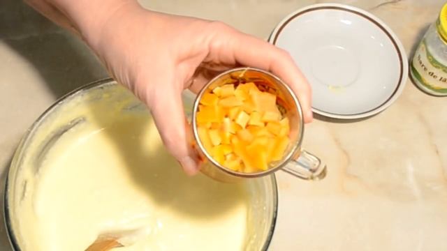 МАННИК НА СМЕТАНЕ, ТЕСТО БЕЗ МУКИ! Вкусный пирог к чаю! Рецепт для настоящей хозяйки. смотреть онлайн