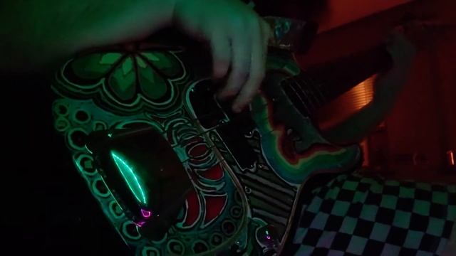 Devin the Dude-Bad Company Bass Cover смотреть онлайн