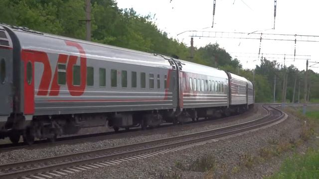 Электровоз ЭП1М-399 с пассажирским поездом смотреть онлайн