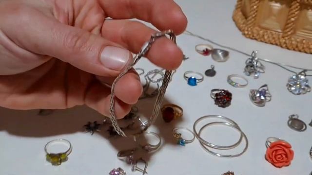 Шкатулка серебра как дополнение к ведру бижутерии . смотреть онлайн