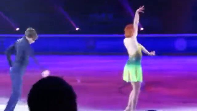 Tiffani Zagorski/Jonathan Guerreiro шоу Гордость Нации 2018 смотреть онлайн