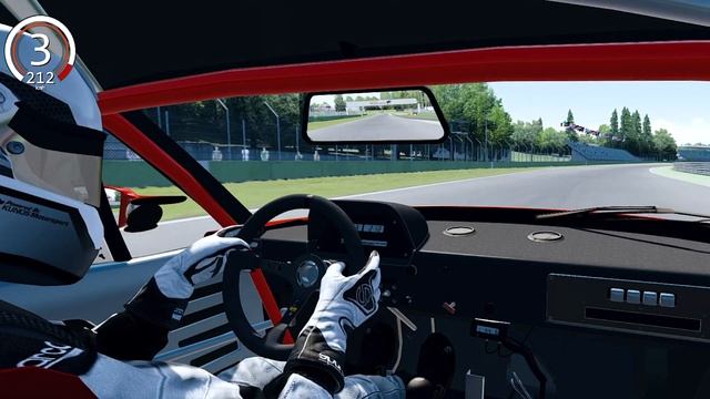Ferrari F1 2022 vs Ferrari F40 Competizione at Imola GP смотреть онлайн