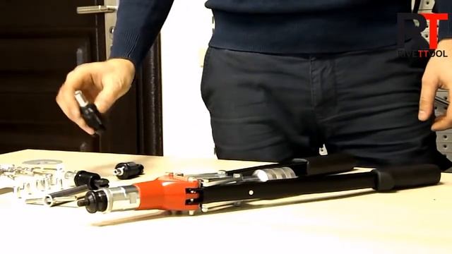 Ручной заклёпочник Sacto NX70 резьбовой смотреть онлайн