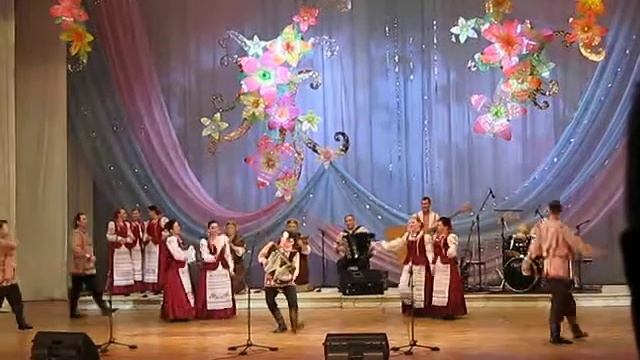 "АЙКАЙ" - Театр фольклорной песни и танца Удмуртии смотреть онлайн
