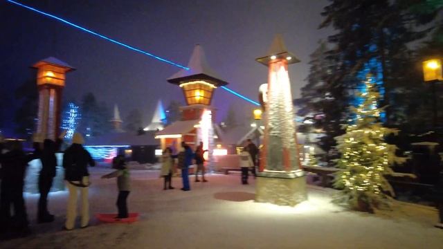Walking Tour Of Santa Claus Village In Rovaniemi Finland