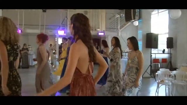 Michel Telo - Nosa Bride & bridesmaids surprise dance. смотреть онлайн