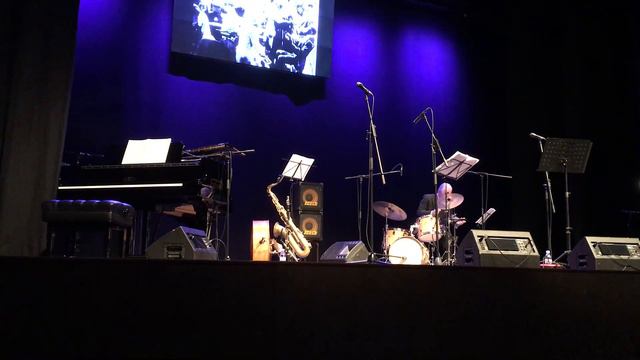 Sarpila/Gimer/Mikkola/Hall: "Fight for the Humble Fee" смотреть онлайн