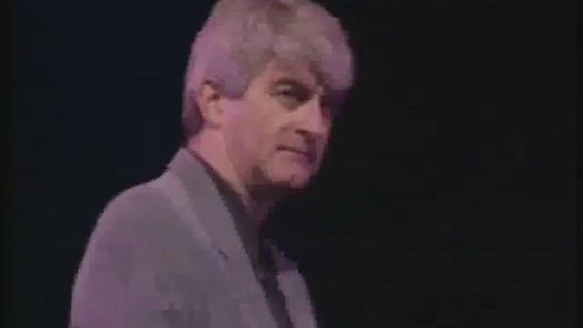 Dermot Morgan Live - An Taoiseach смотреть онлайн
