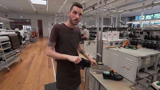 Ateliers Visites with Loïc Prigent: Fiesso d’Artico, Italy | LOUIS VUITTON смотреть онлайн