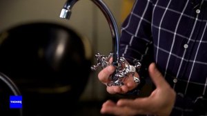 Как поменять кран-буксу в смесителе своими руками | #СделайСам