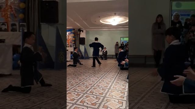 Грузинский танец смотреть онлайн